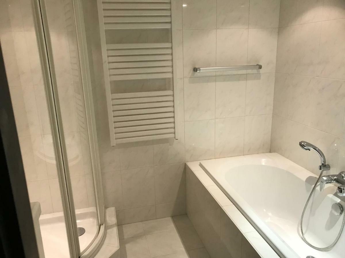 كابّيلا أن دين آيْس Room-Apartment Gotorotterdam المظهر الخارجي الصورة